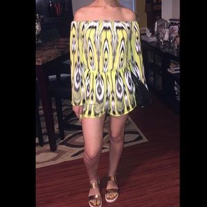 Green and Black Off-the-shoulder Romper.